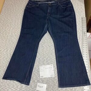 Avenue blue bootcut jeans women Size 26 Average. SKU850#denim